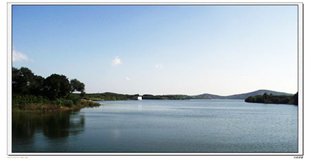 黄山里边山水库