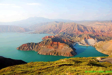 海南藏族龙羊峡水库