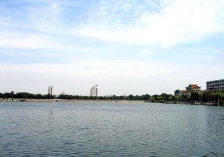 开封包公湖钓场