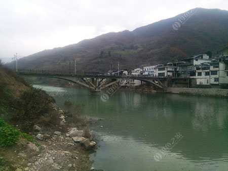 陇南让水河