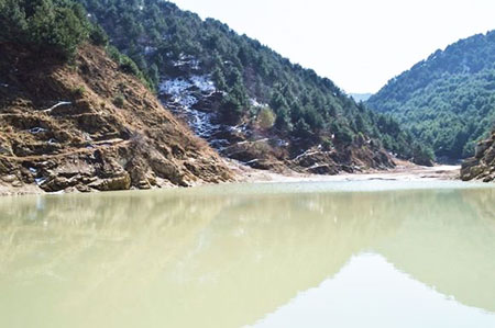 乌兰察布黄石崖水库
