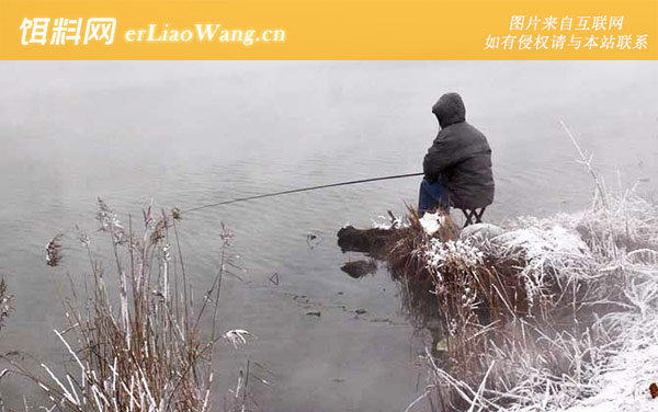 冬季钓鱼有哪些技巧-向阳背风