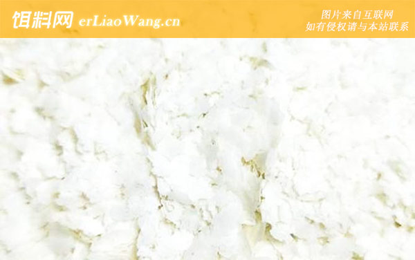 雪花粉和小麦粉哪个好-用途不同