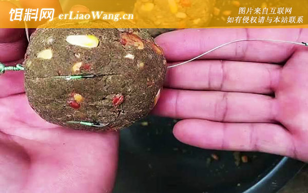 爆炸钩钓草鱼线组搭配及饵料配方-鱼钩