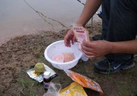 《台钓如何配饵》