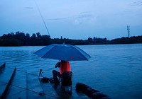 《《渔道》第4集 风雨交加之际作钓四川简阳三岔湖》