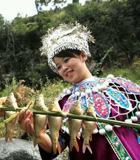 《侗族民间传统钓法之荆竹钓及特色鱼菜》